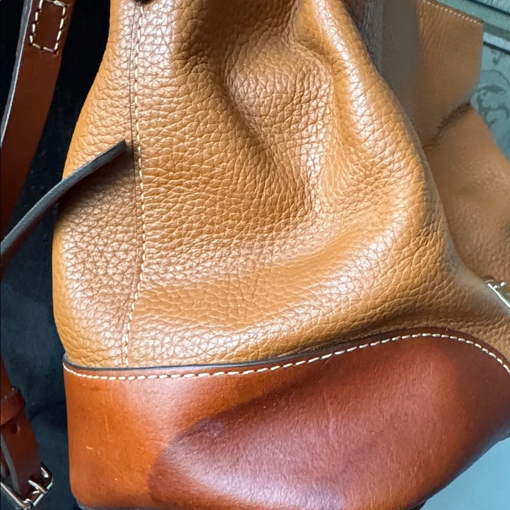 Dooney & Bourke‎ pebble caramel leather Brenna Satchel medium Habdbag purse